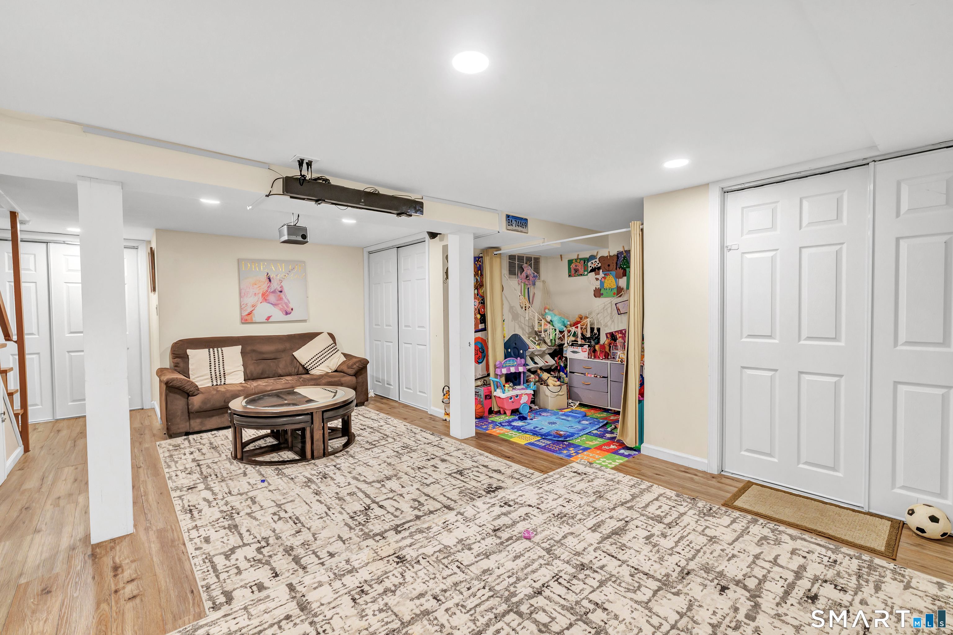 240 Blackhouse Road Trumbull, CT 06611 - Photo 32 of 40
