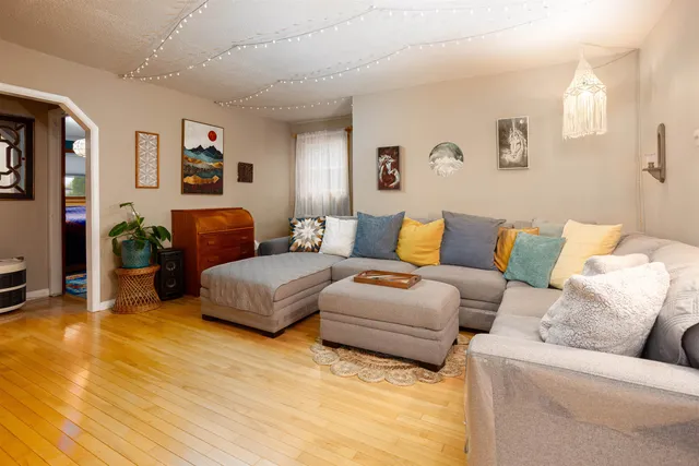 $499,900 | 2797 Malletts Bay Avenue, Colchester, VT 05446