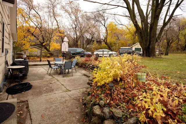 $465,000 | 2797 Malletts Bay Avenue, Colchester, VT 05446