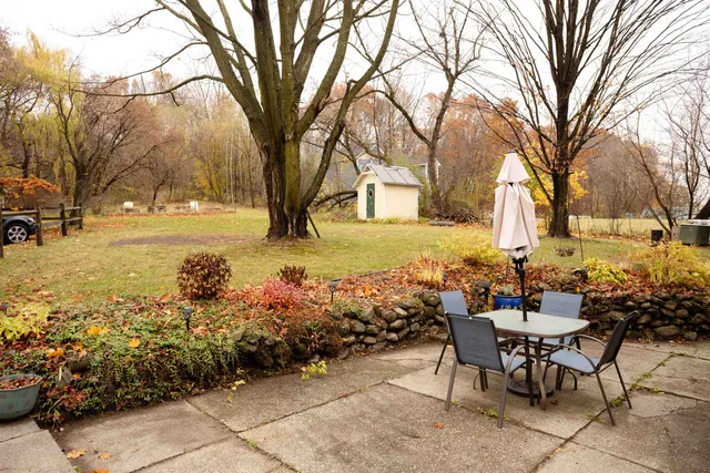 $465,000 | 2797 Malletts Bay Avenue, Colchester, VT 05446