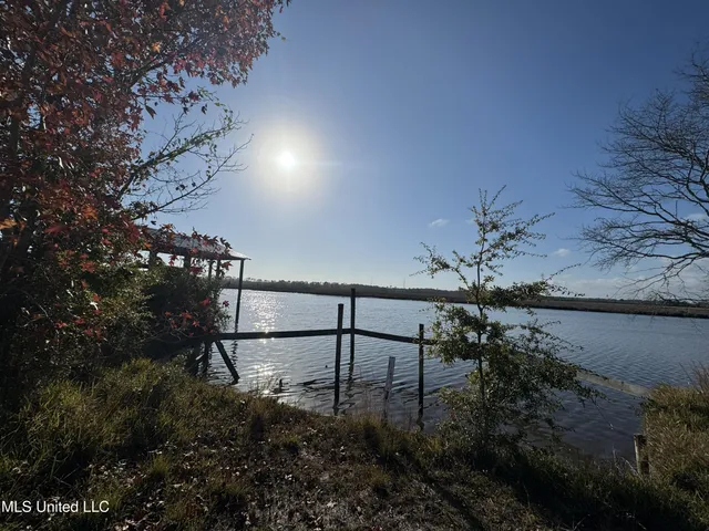 $125,000 | 10187 South River Drive, Biloxi, MS 39532