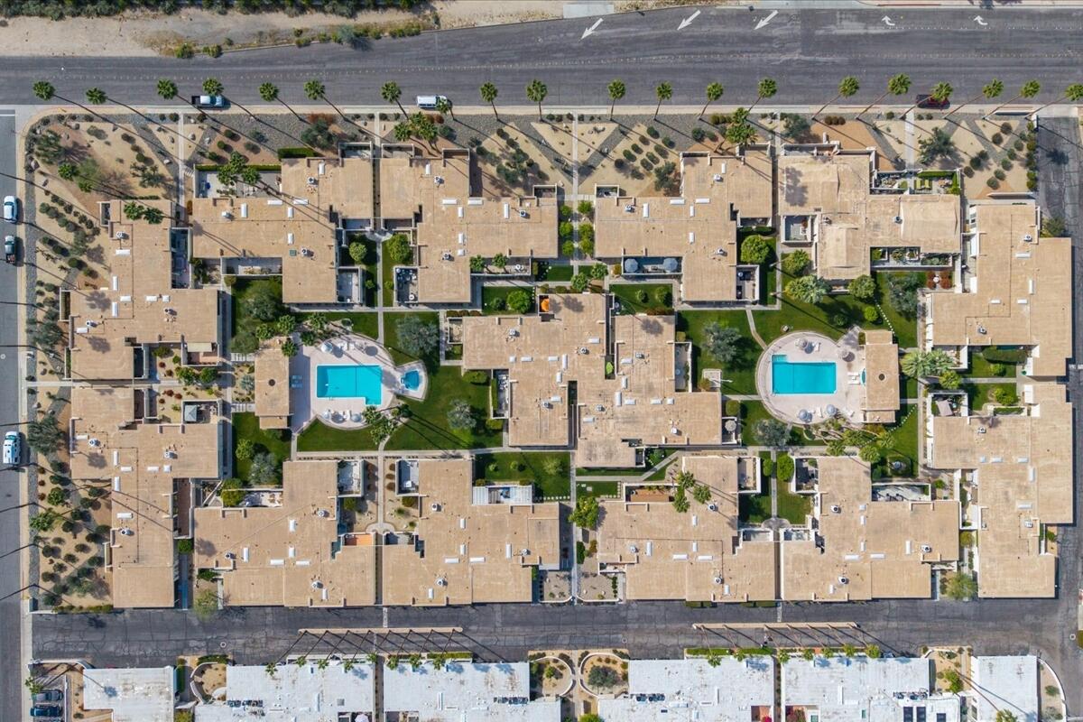 1859 Sandcliff Road Palm Springs, CA 92264 - Photo 34 of 37 Above Entire Development
