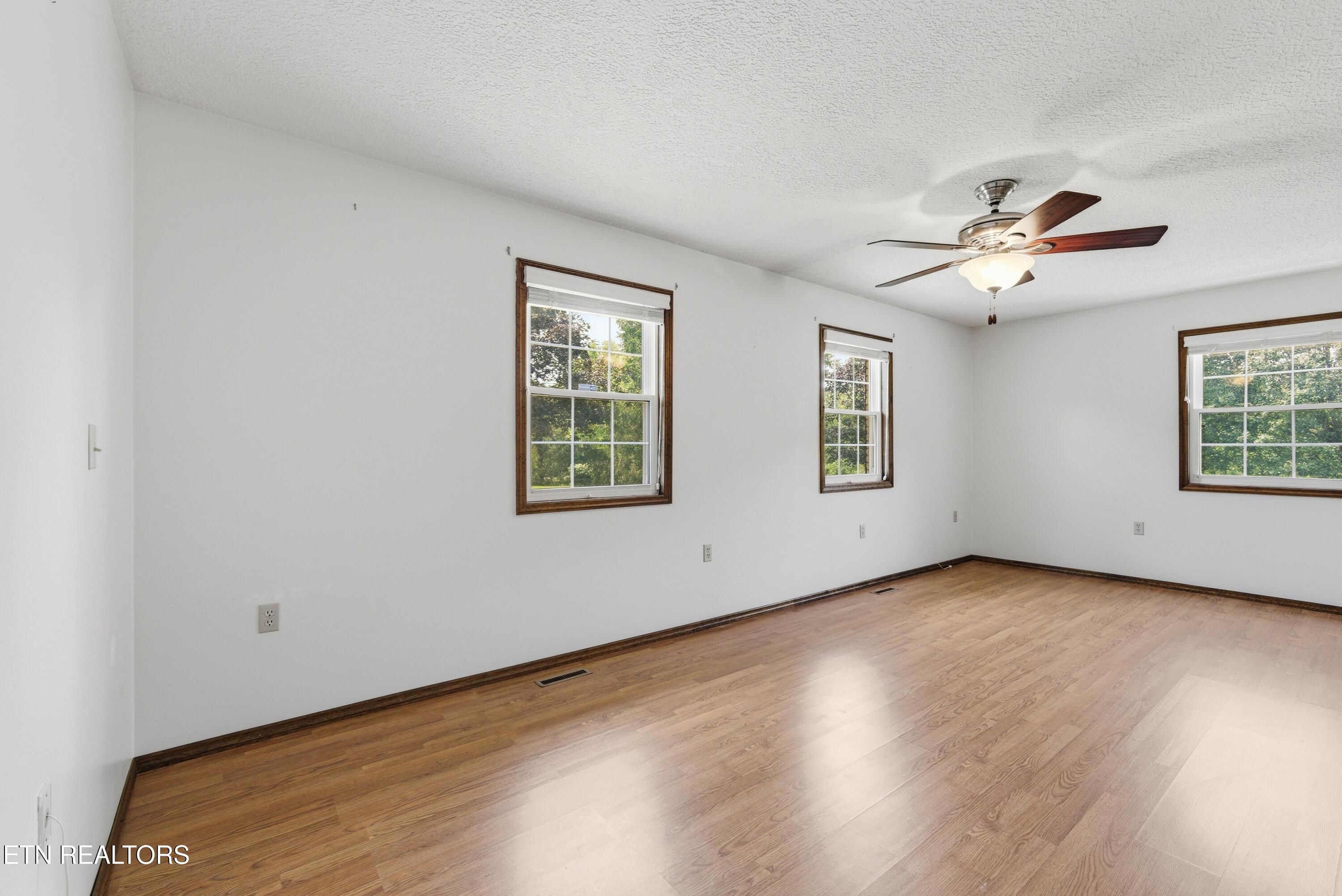 788 Old Jamestown Road Helenwood, TN 37755 - Photo 20 of 49 476W4110