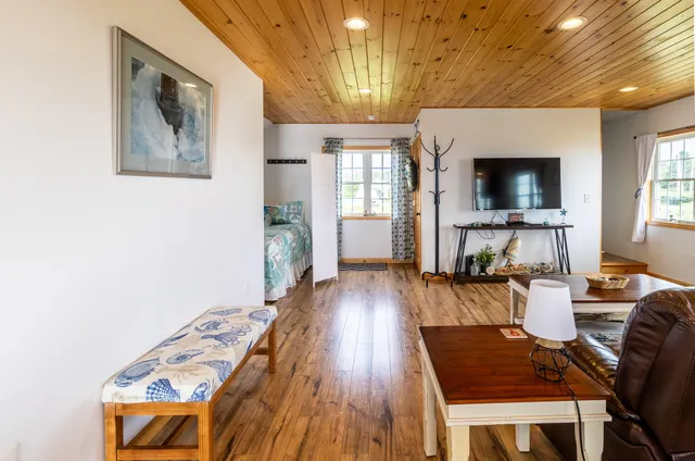 $1,300,000 | 86 Mill Pond Road, Beals, ME 04611