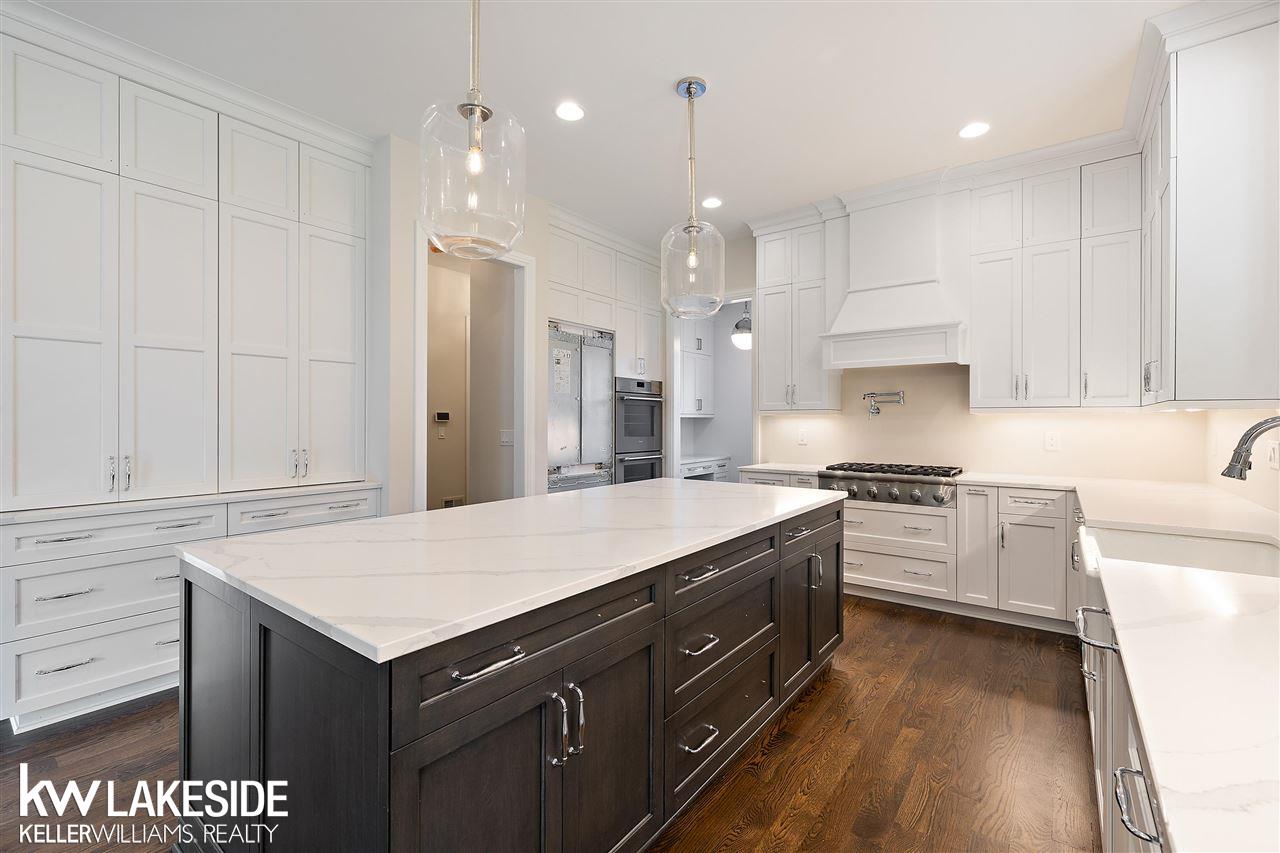 1922 Traceky, Unit 286 Rochester Hills, MI 48306 - Photo 23 of 51