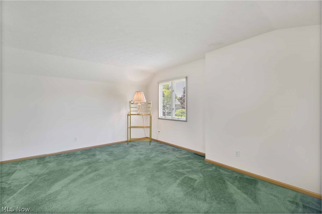 25900 Kennedy Ridge Road North Olmsted, OH 44070 - Photo 20 of 35 Gallery Image 20