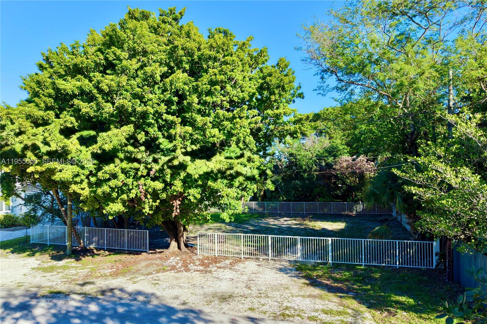 535 West 31st Street Miami Beach, FL 33140 - Photo 4 of 6