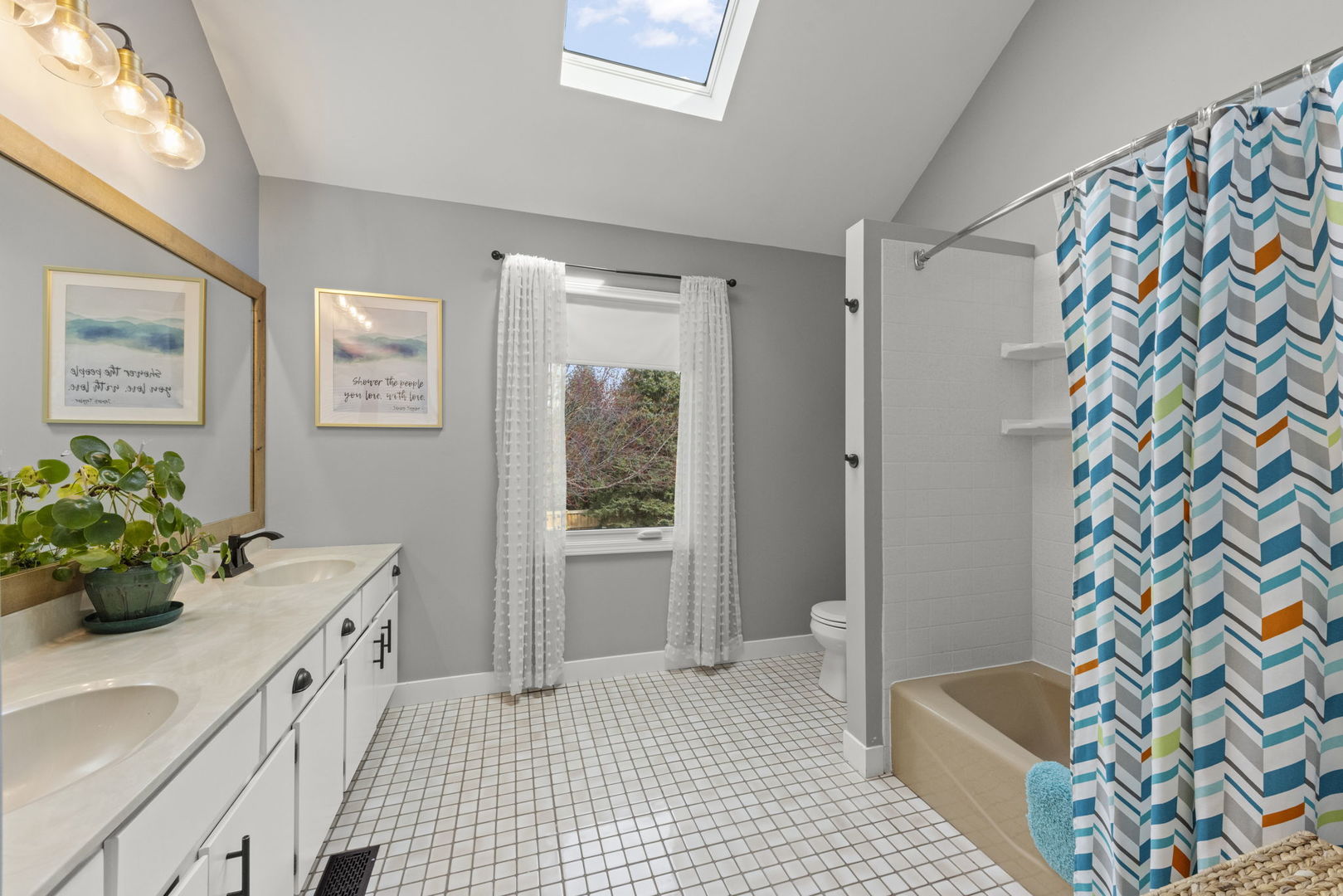 2429 Rio Grande Circle Naperville, IL 60565 - Photo 22 of 40 Gallery Image 22