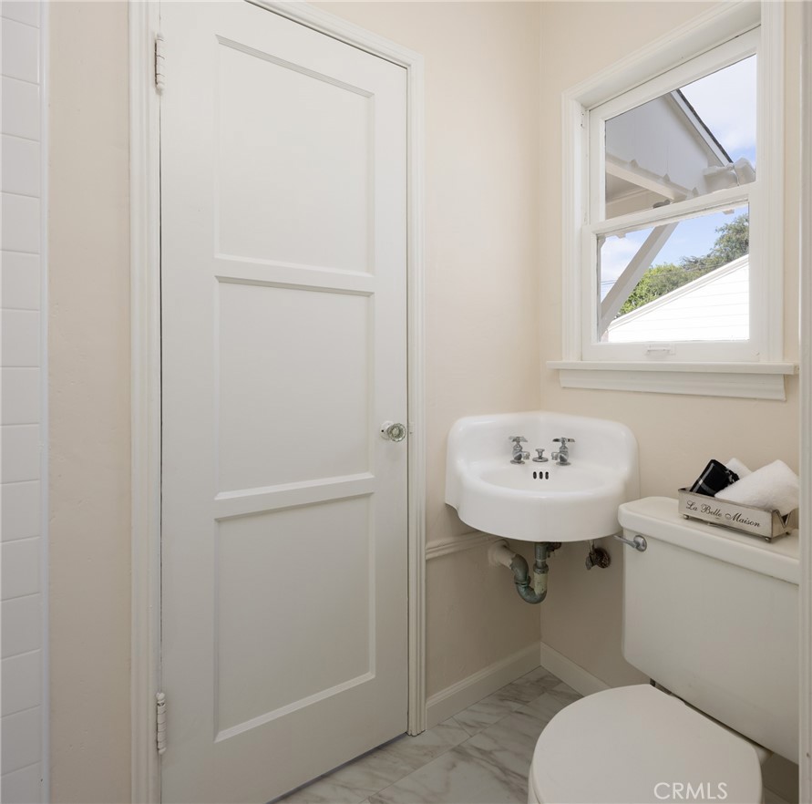 2324 North Riverside Drive Santa Ana, CA 92706 - Photo 26 of 52