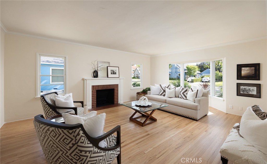 2324 North Riverside Drive Santa Ana, CA 92706 - Photo 6 of 52