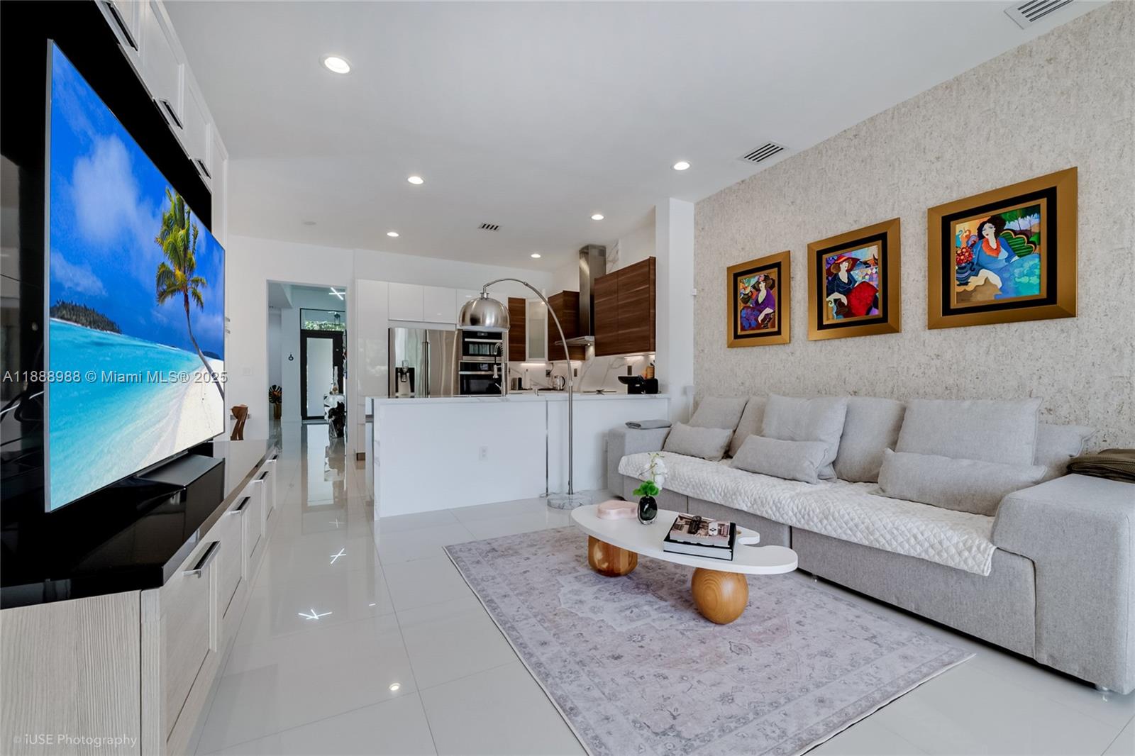 6236 Southwest 26th Street Miami, FL 33155 - Photo 4 of 25