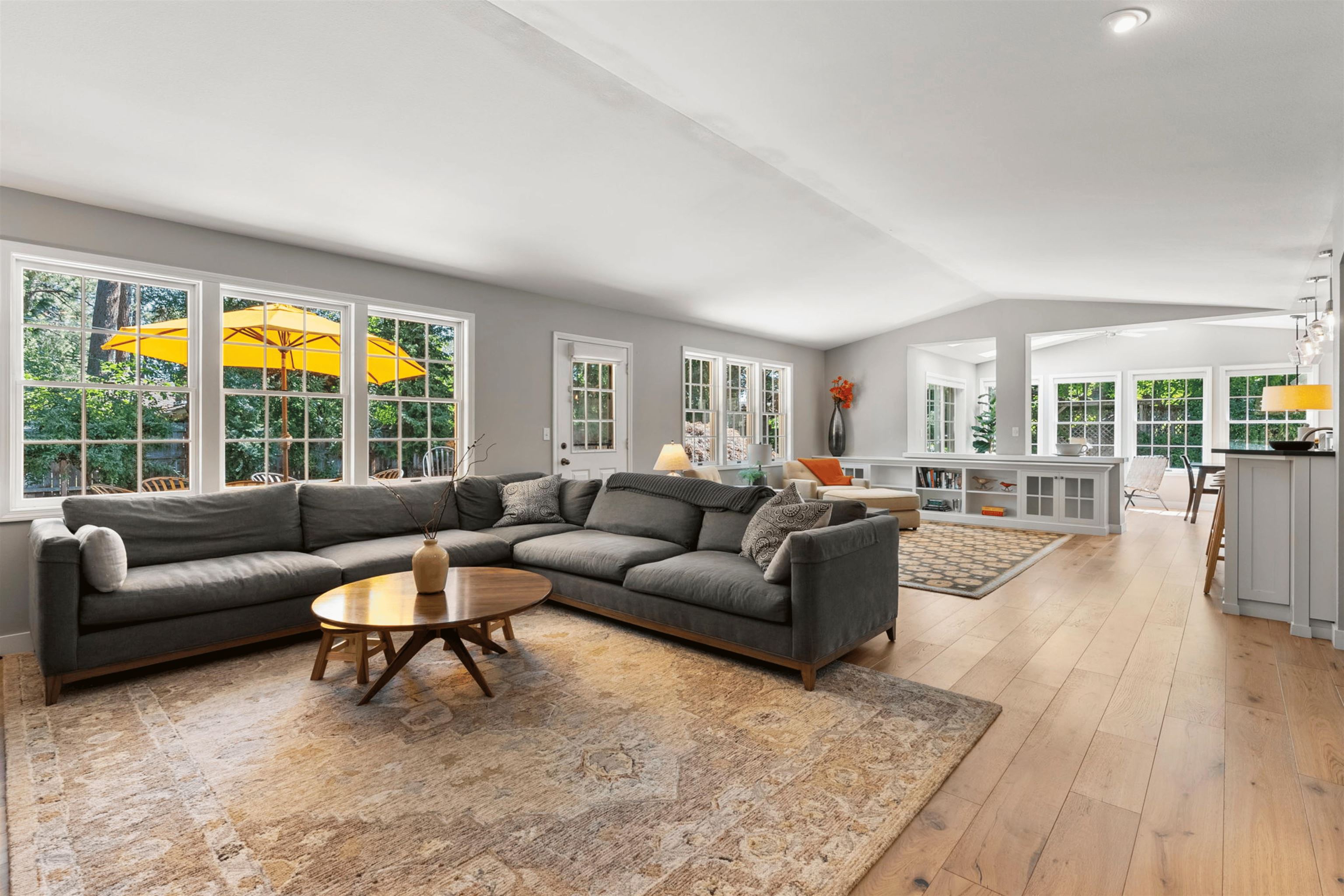 4815 South Helena Street Spokane, WA 99223 - Photo 7 of 37