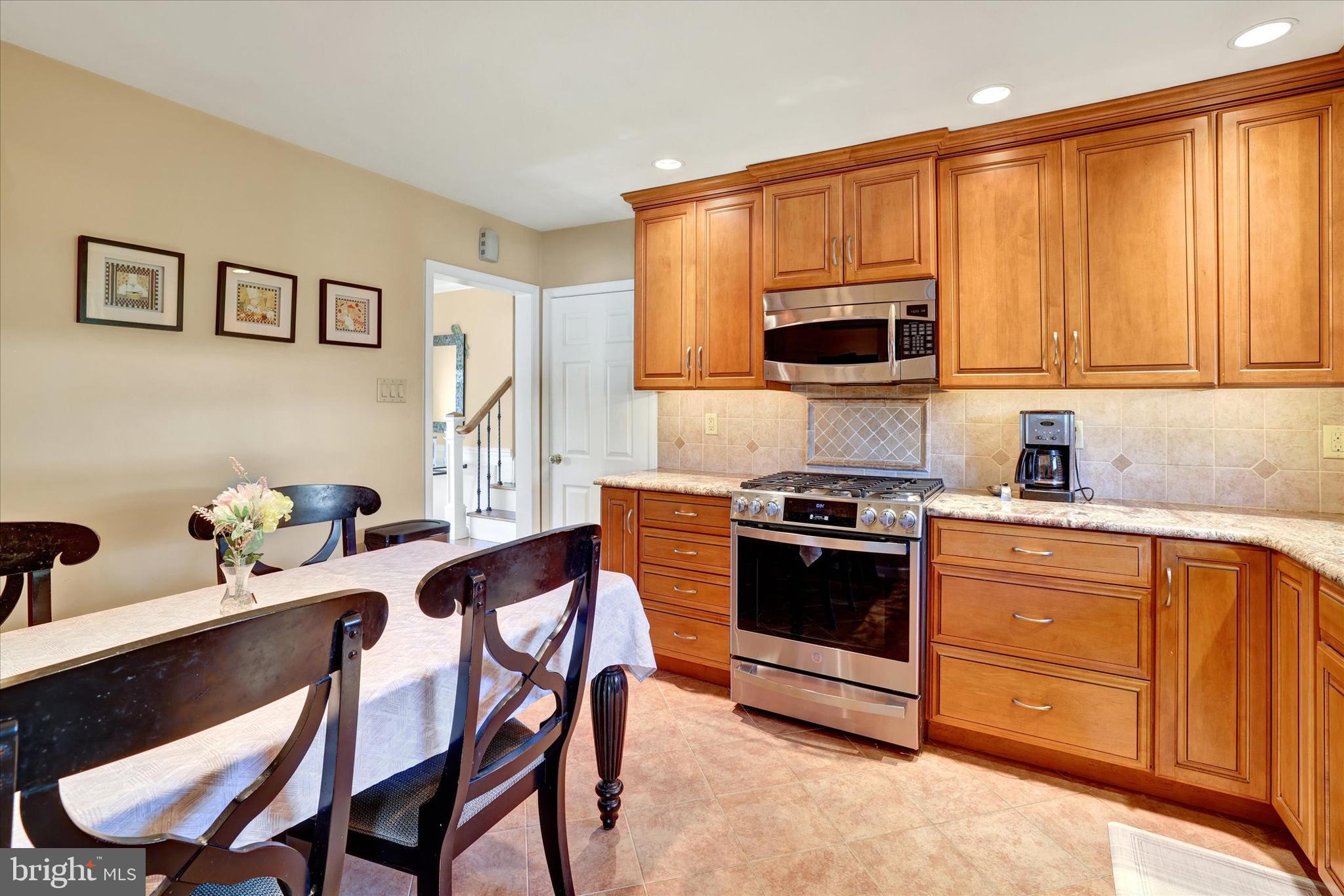 1170 Ballytore Road Huntingdon Valley, PA 19006 - Photo 17 of 45