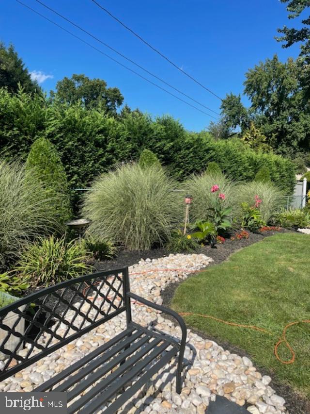 1170 Ballytore Road Huntingdon Valley, PA 19006 - Photo 40 of 45