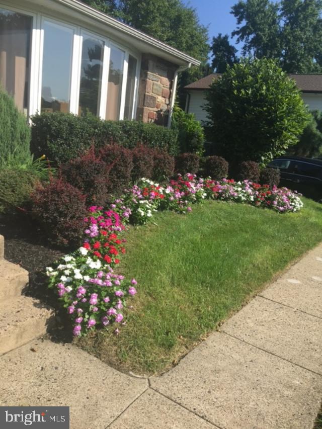 1170 Ballytore Road Huntingdon Valley, PA 19006 - Photo 7 of 45