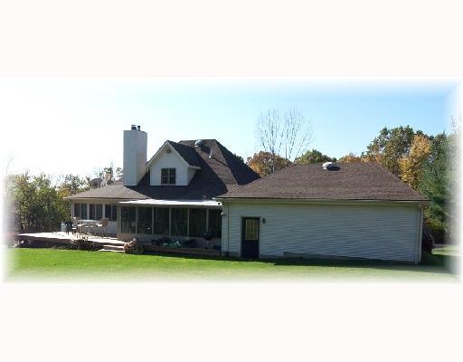69 Stinedurf Road West Middlesex, PA 16159 - Photo 3 of 8 Exterior Back.