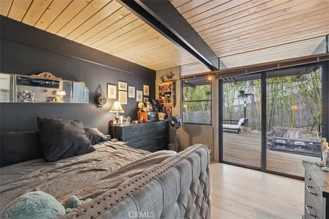 $1,749,000 | 21090 Rios Street, Woodland Hills, CA 91364