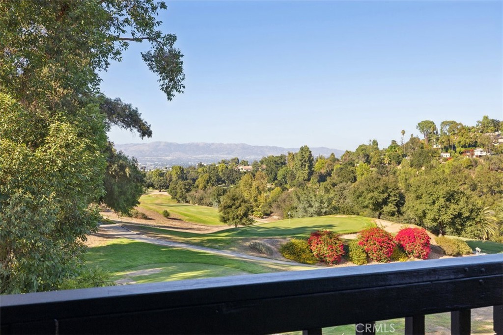 21090 Rios Street Woodland Hills, CA 91364 - Photo 45 of 61 a view of a yard with wooden fence