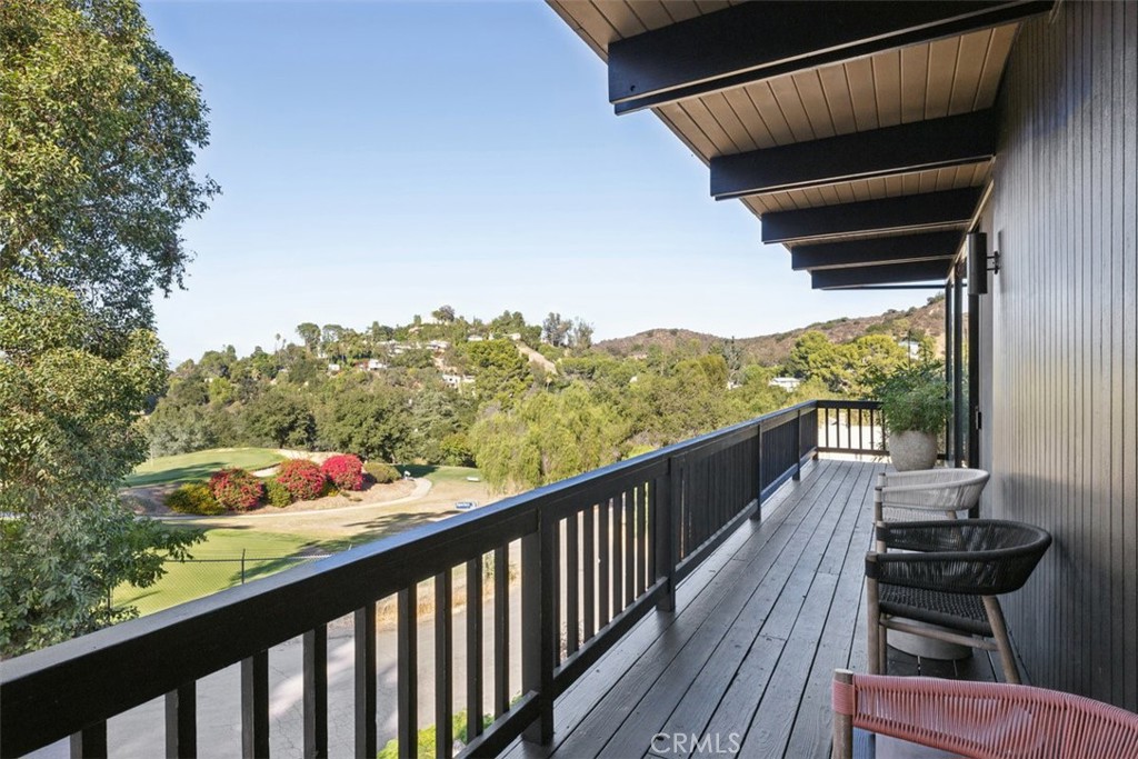 21090 Rios Street Woodland Hills, CA 91364 - Photo 46 of 61
