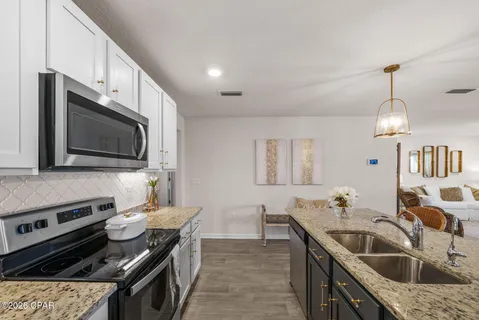 $334,000 | 102 Spikes Circle, Southport, FL 32409