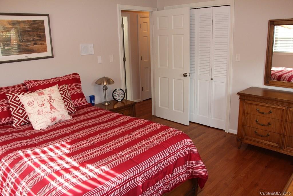 208 Skyline Road Hickory, NC 28601 - Photo 17 of 24 Gallery Image 17
