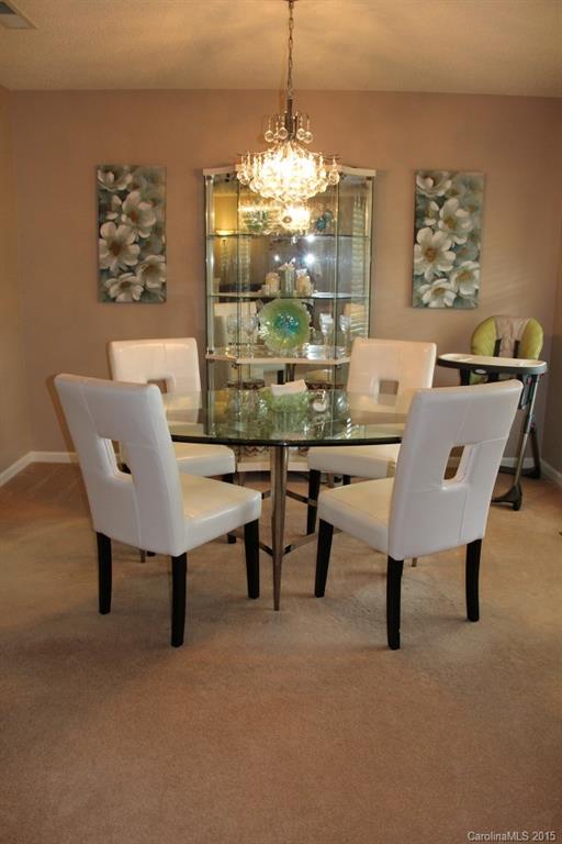 208 Skyline Road Hickory, NC 28601 - Photo 6 of 24 Gallery Image 6