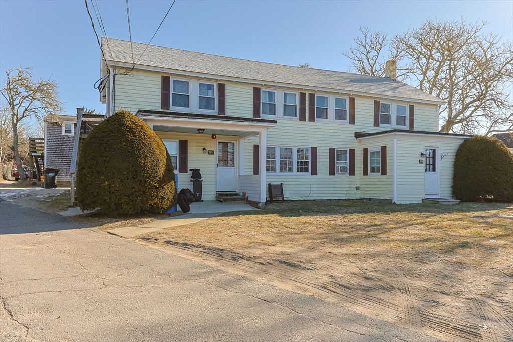 27-29 Barn Hill Road Chatham, MA 02633 - Photo 2 of 29 Gallery Image 2