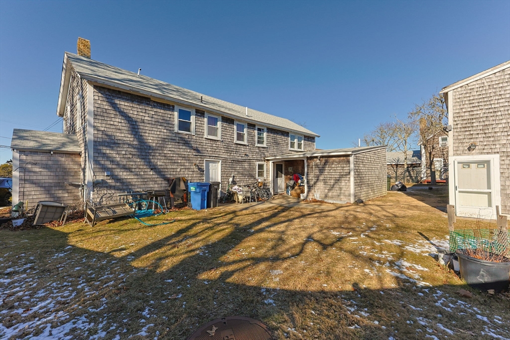 27-29 Barn Hill Road Chatham, MA 02633 - Photo 4 of 29 Gallery Image 4