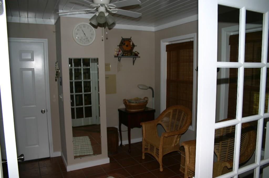 2240 Sequatchie Mountain Road Sequatchie, TN 37374 - Photo 4 of 8 Sun Room.JPG