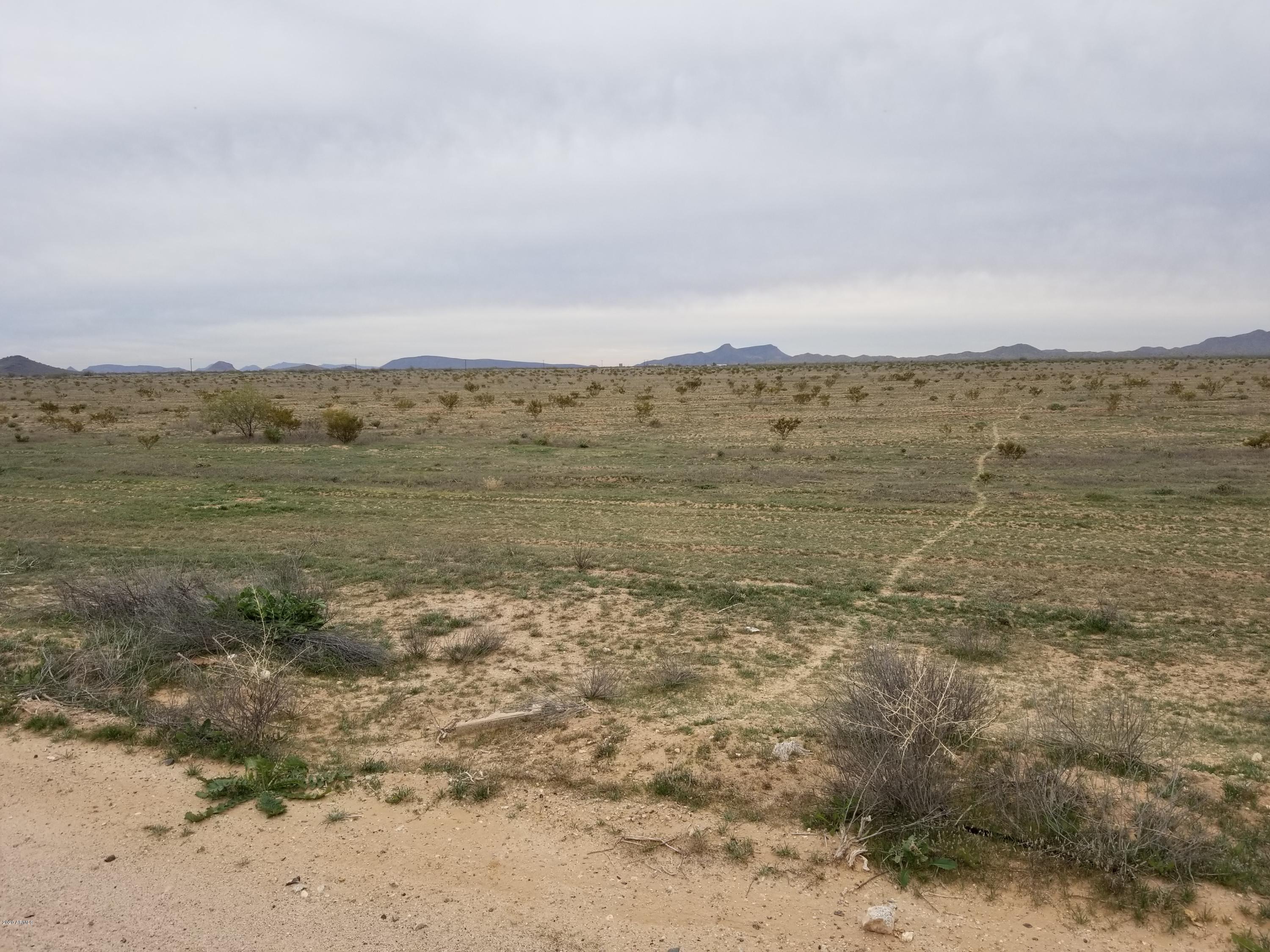 0 West Elliot Road Tonopah, AZ 85354 - Photo 16 of 25 a view of an ocean and mountain
