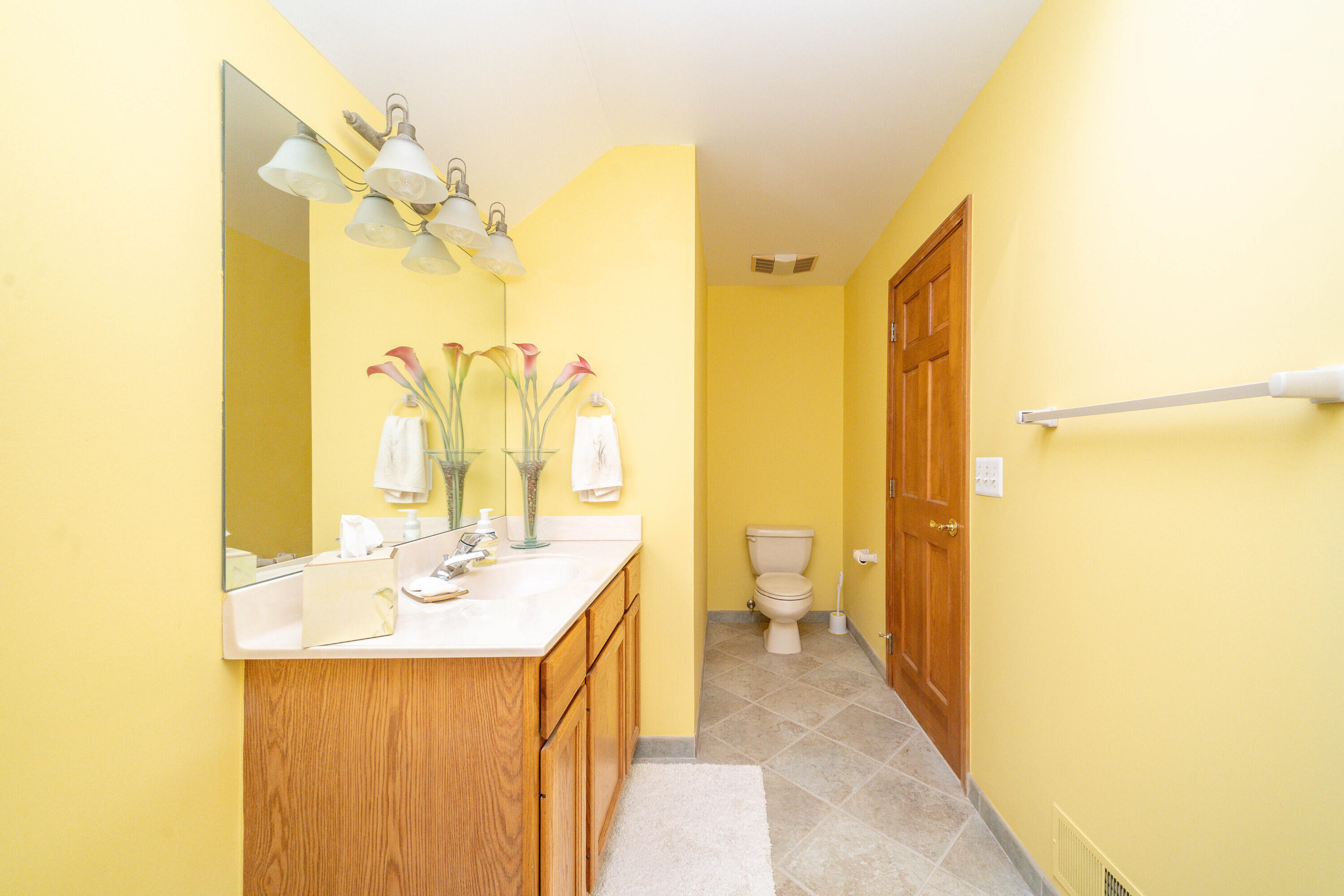 34554 Quaker Valley Road Farmington Hills, MI 48331 - Photo 31 of 56 052_42