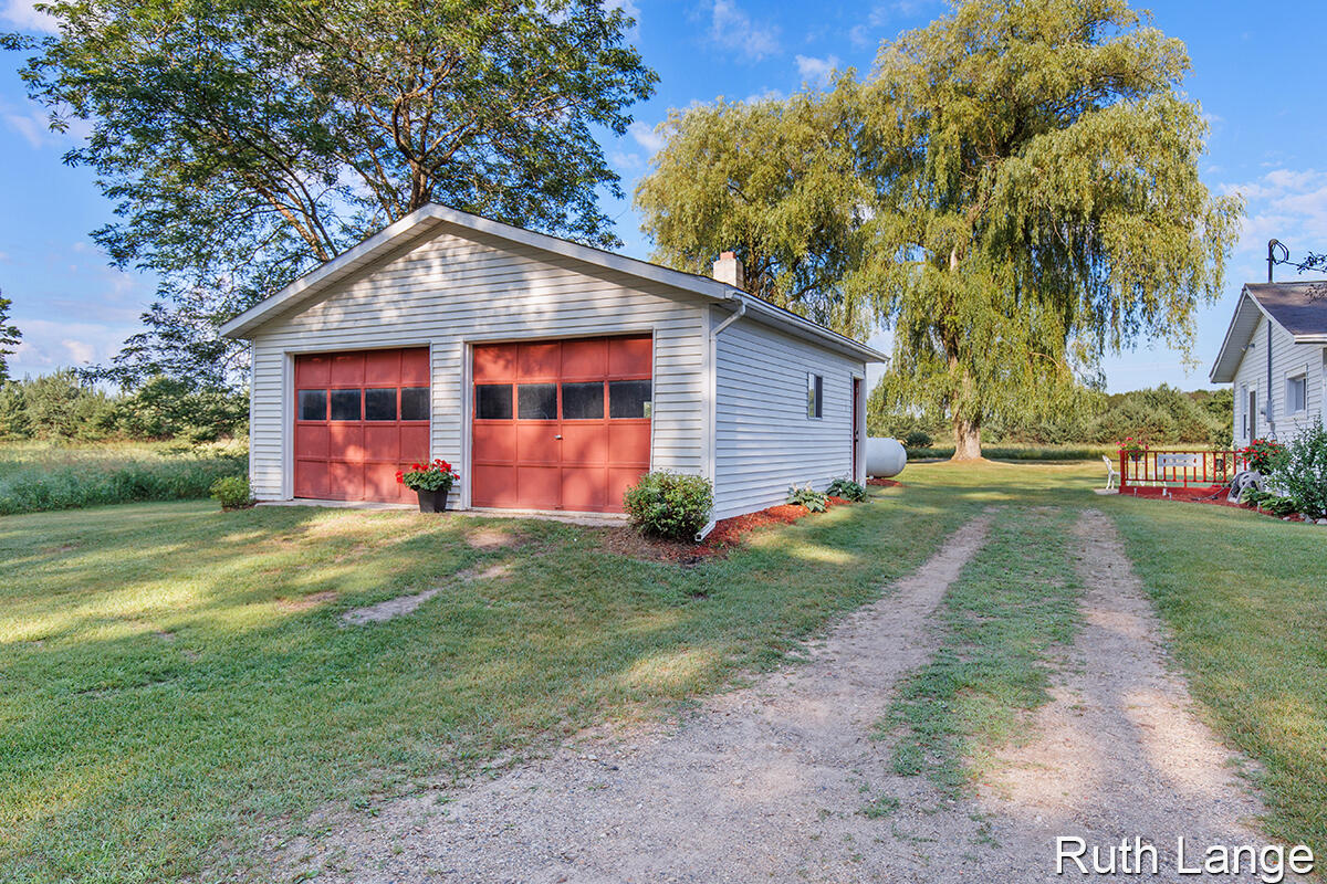 10883 Dagget Road Howard City, MI 49329 - Photo 21 of 21 IMG_1020