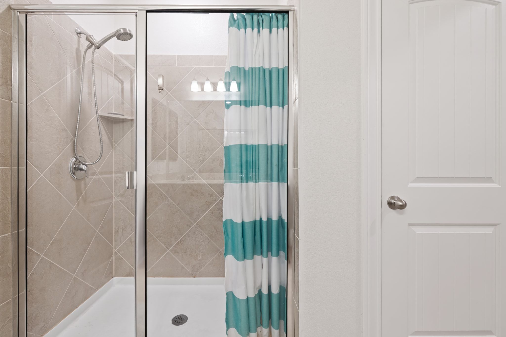 1022 Toltec Trail Georgetown, TX 78626 - Photo 20 of 37 Full bath featuring a shower stall