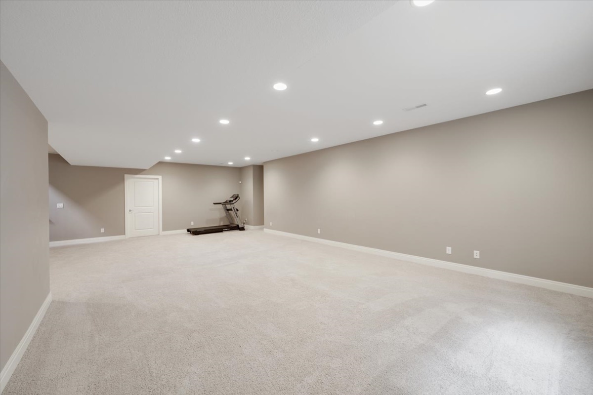 5104 Stonebridge Drive Champaign, IL 61822 - Photo 36 of 69