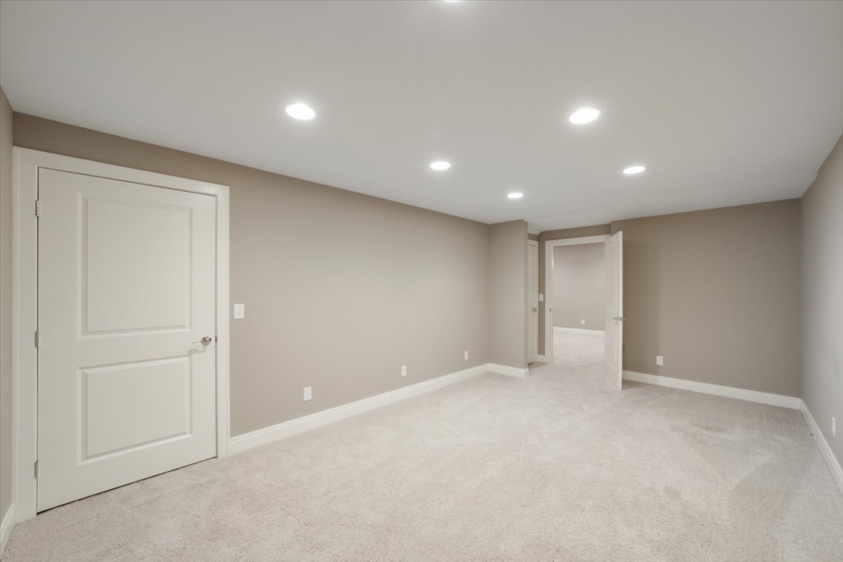 5104 Stonebridge Drive Champaign, IL 61822 - Photo 39 of 69