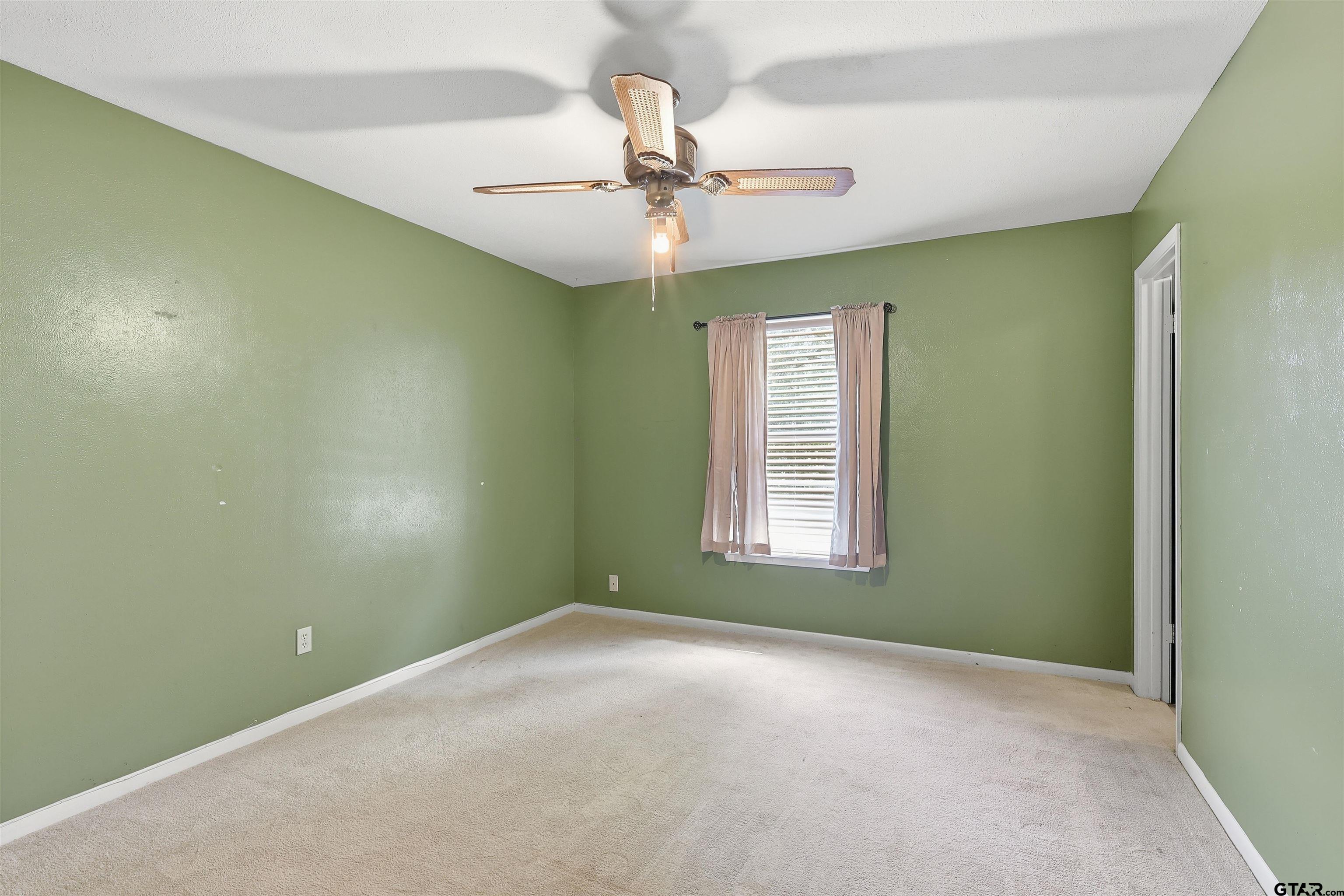 2231 Stag Road Gilmer, TX 75644 - Photo 11 of 22 Gallery Image 11
