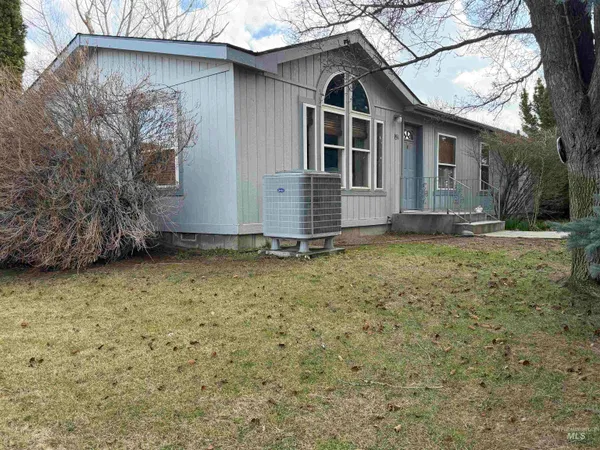 $350,000 | 151 Quicksilver Avenue, Hagerman, ID 83332