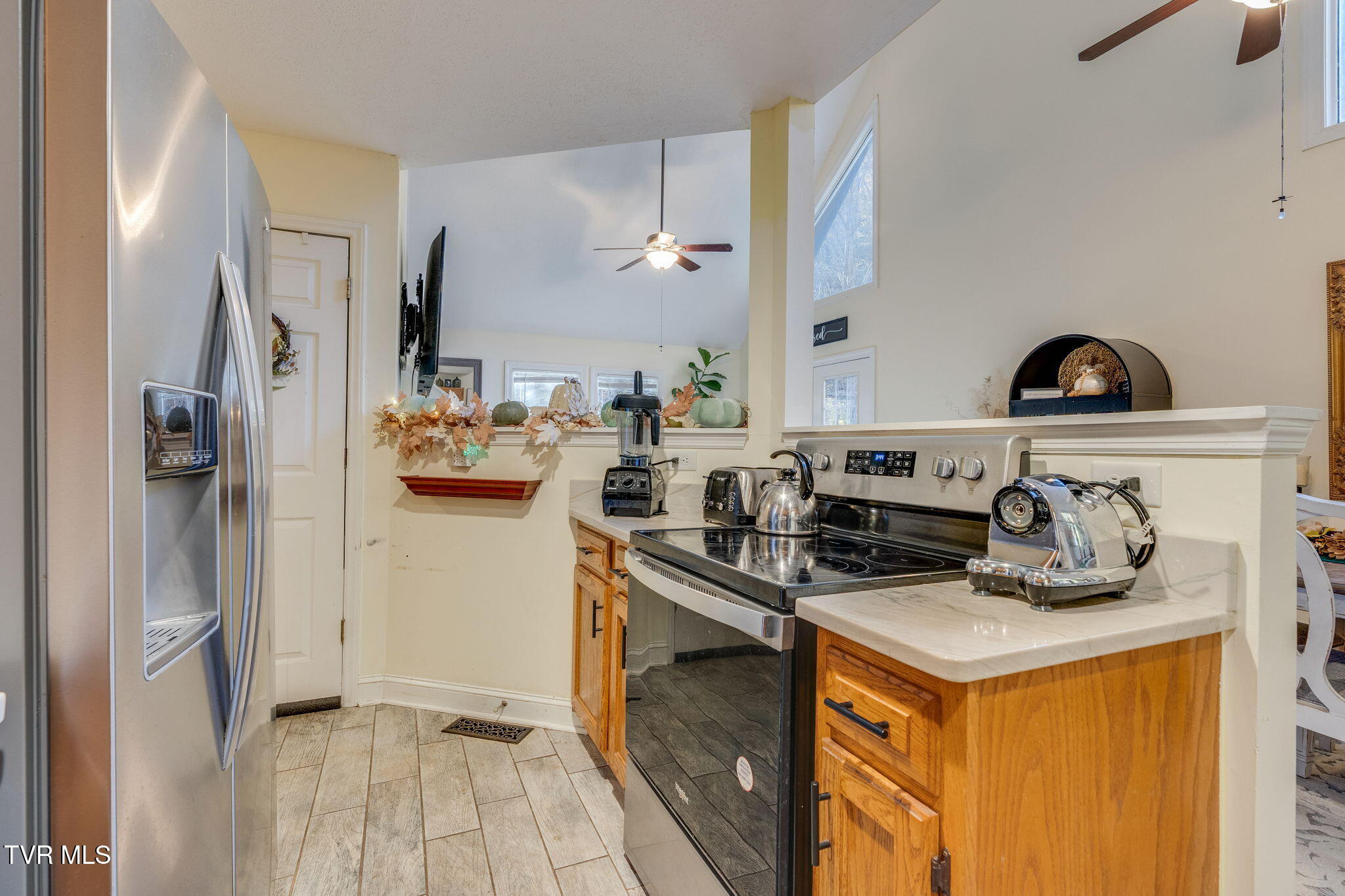 1370 Hickory Cove Road Rogersville, TN 37857 - Photo 9 of 65 010