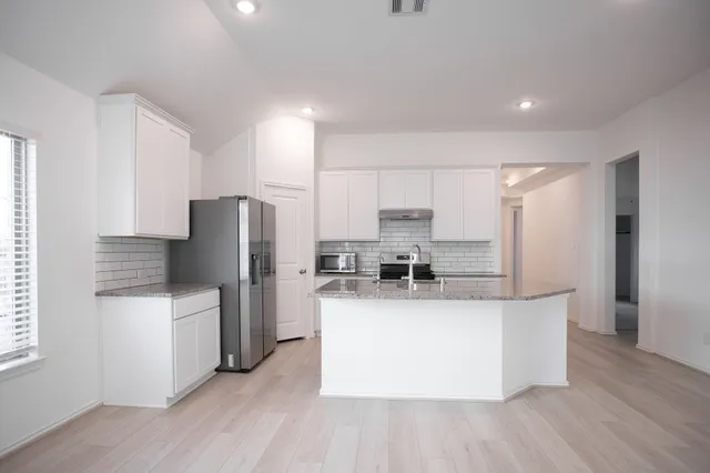 $2,450 | 10543 Shining Dawn Way, Richmond, TX 77406