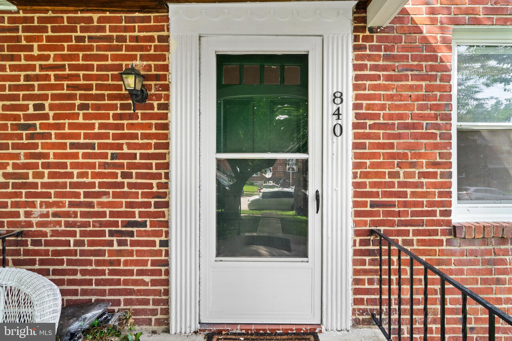 840 Evesham Avenue Baltimore, MD 21212 - Photo 3 of 20 a view of a brick house