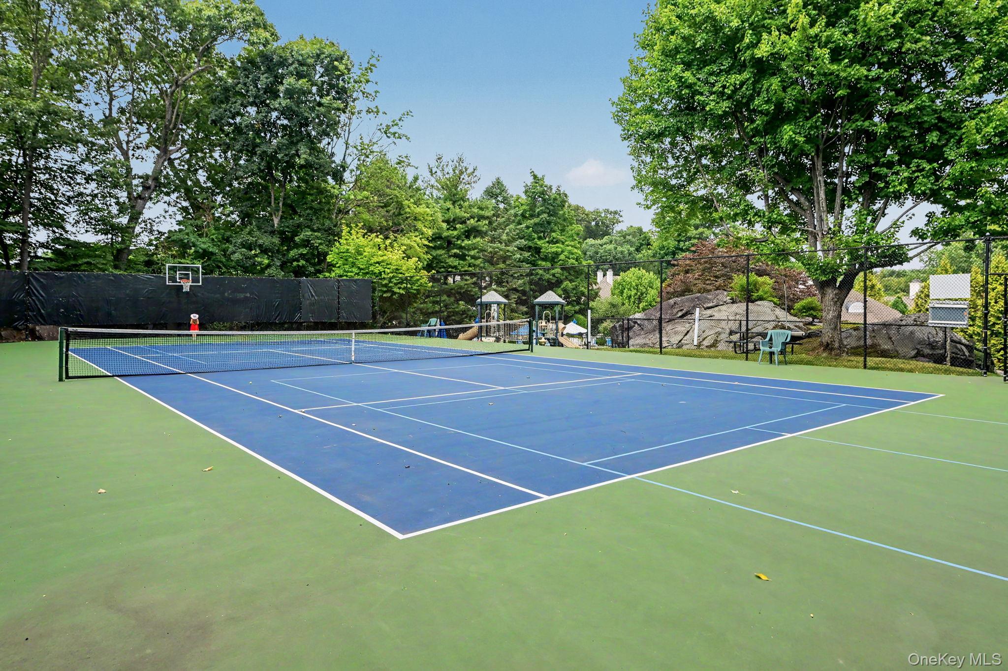 34 Winding Ridge Road White Plains, NY 10603 - Photo 33 of 37