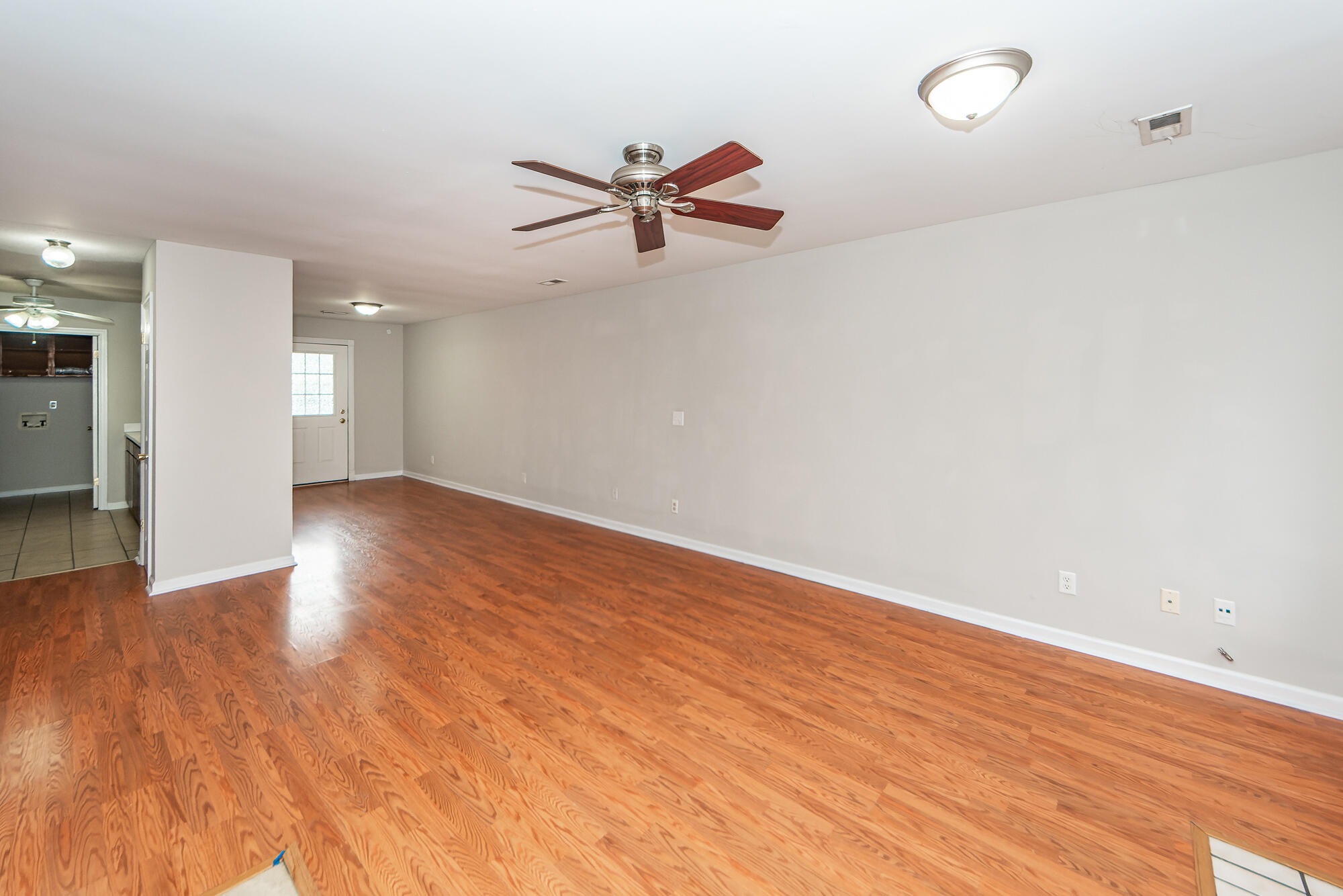 149 Pineshadow Drive Goose Creek, SC 29445 - Photo 4 of 27 03 (3)