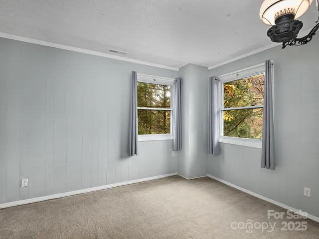 $515,000 | 6 Star Berry Lane, Fairview, NC 28730