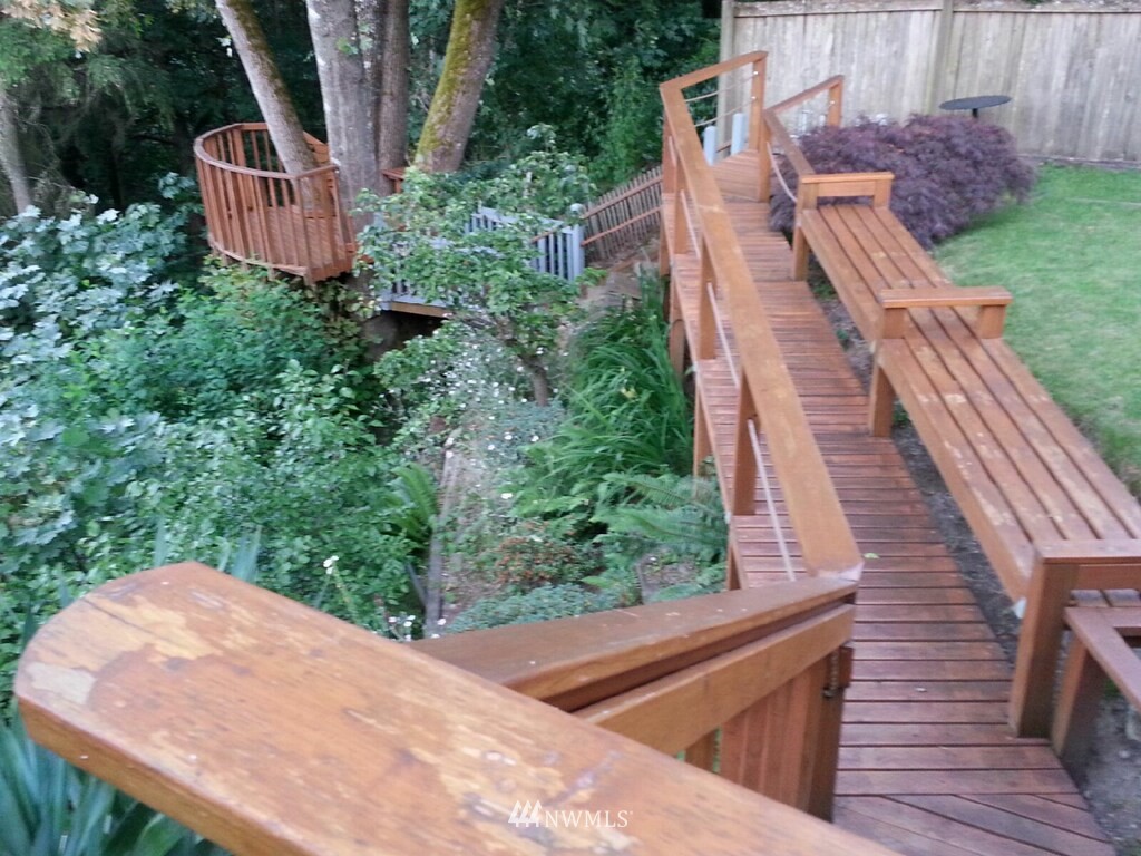 15014 93rd Place Northeast Bothell, WA 98011 - Photo 11 of 23 Gallery Image 11