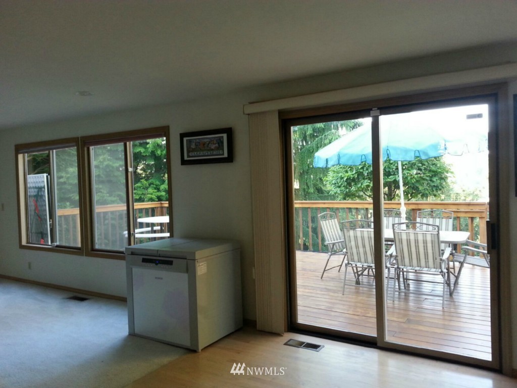 15014 93rd Place Northeast Bothell, WA 98011 - Photo 7 of 23 Gallery Image 7