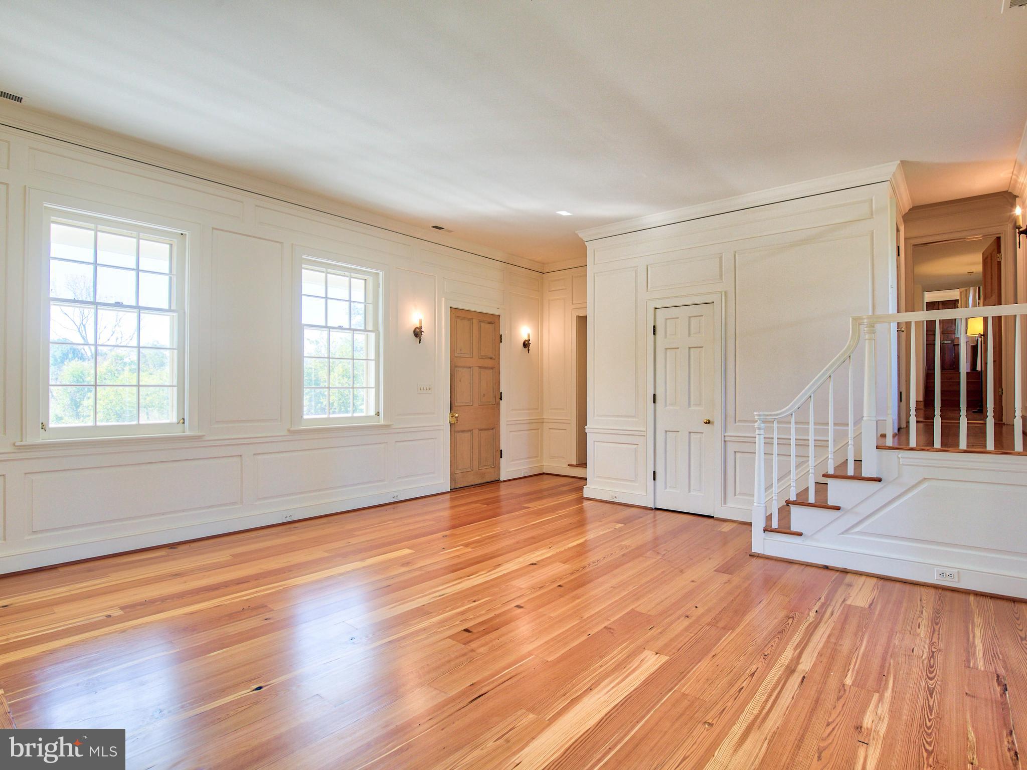 19923 Woodtrail Road Round Hill, VA 20141 - Photo 20 of 67
