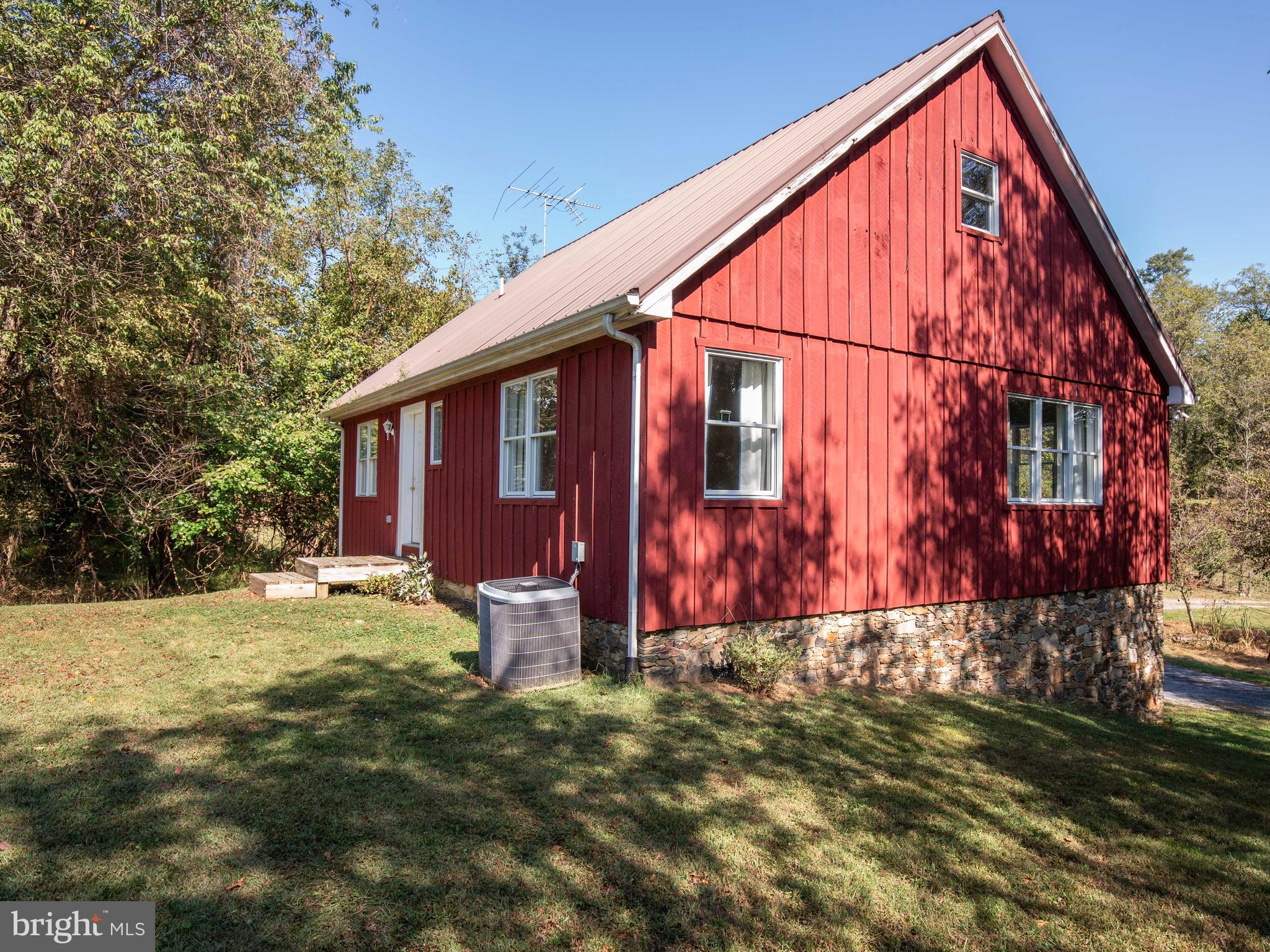 19923 Woodtrail Road Round Hill, VA 20141 - Photo 53 of 67