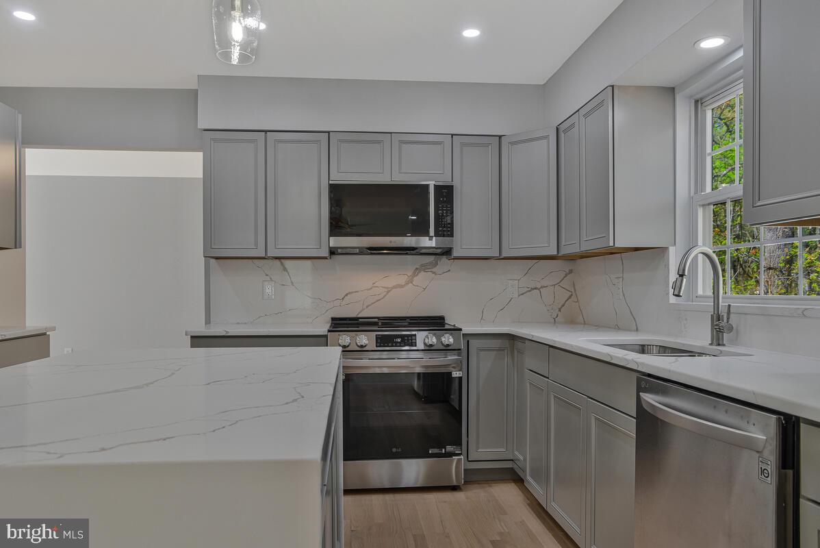 15410 Sorrel Ridge Lane Waldorf, MD 20601 - Photo 14 of 42