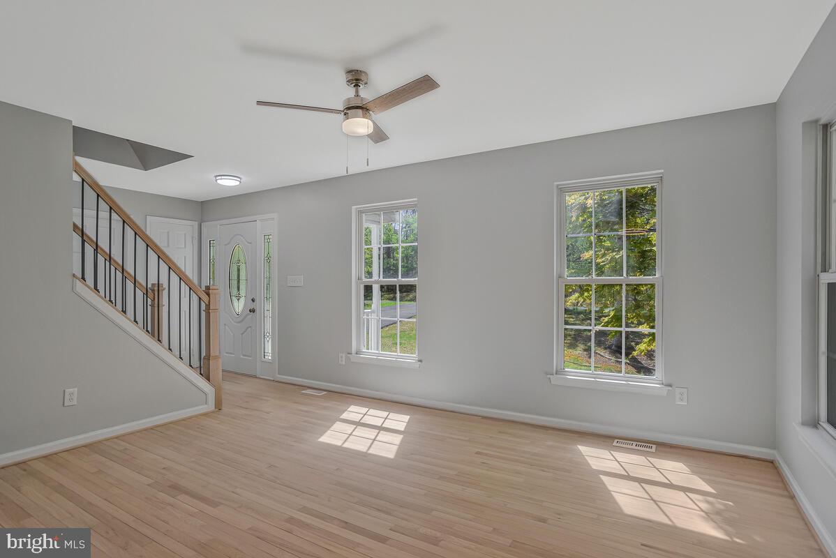 15410 Sorrel Ridge Lane Waldorf, MD 20601 - Photo 9 of 42