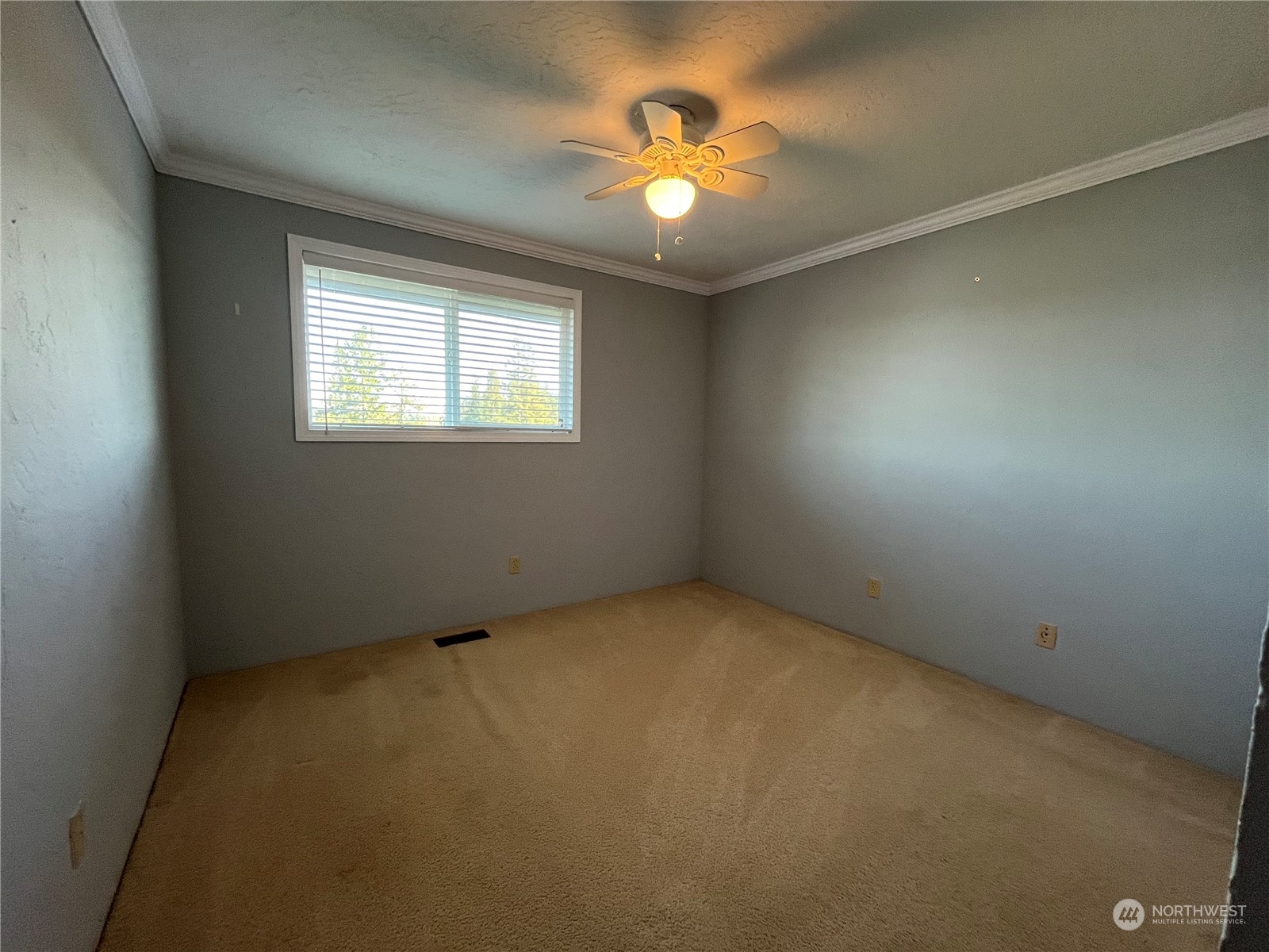 7441 East Grapeview Loop Road Allyn, WA 98524 - Photo 25 of 40 Gallery Image 25